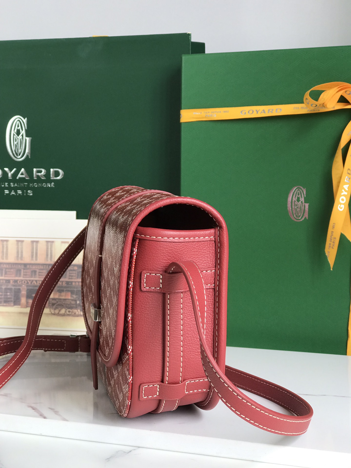 Belvedere MM Shoulder Bag In Burgundy